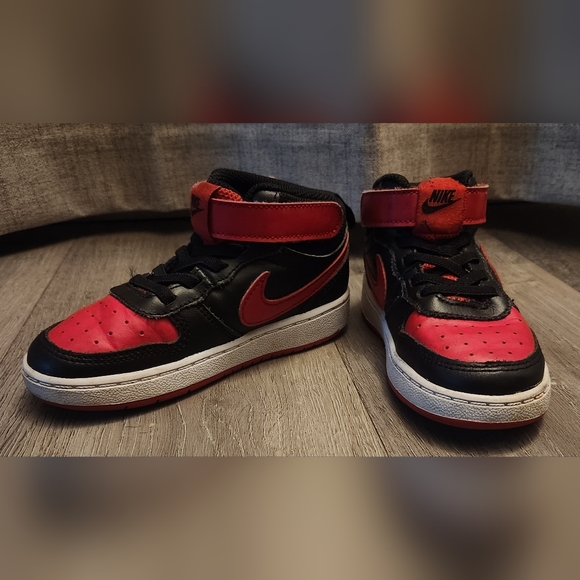 Nike Court Borough Mid 2 Black and red size 9c - Picture 8 of 9
